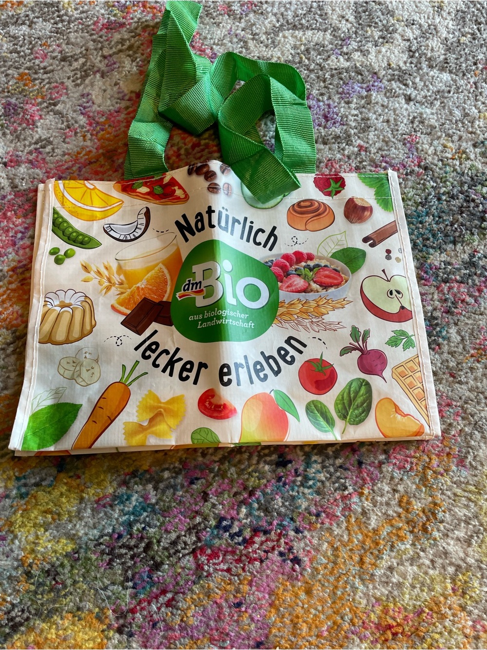 DmBio store reusable new tote grocery bag fruit veggies Berlin